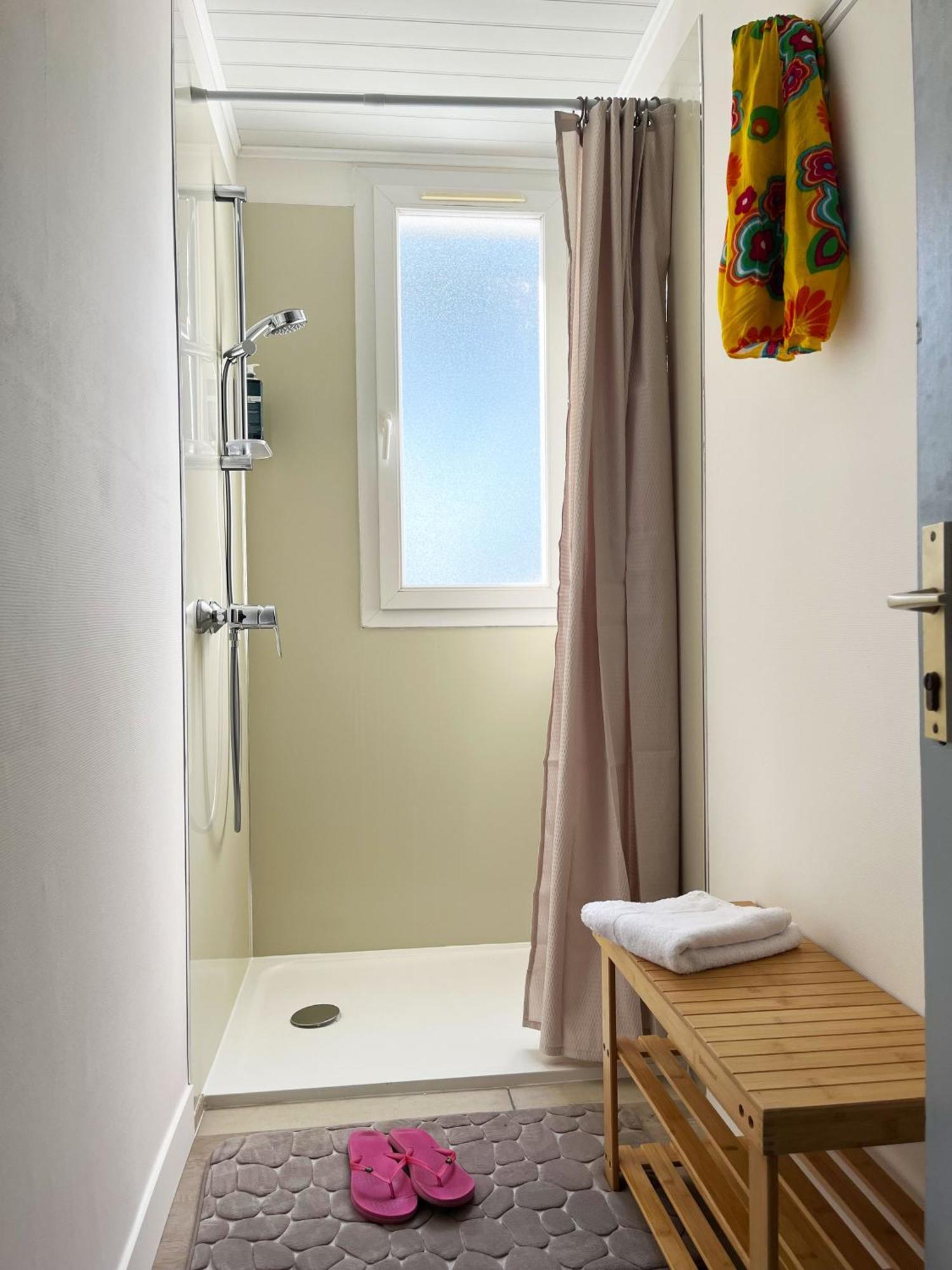 Maison Esperanza Hotel Et Appartement نوارموتيير أون ليل المظهر الخارجي الصورة